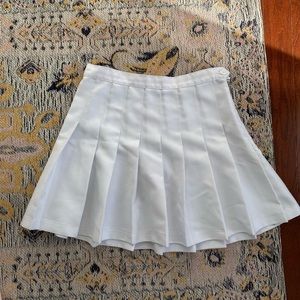 American Apparel White Tennis Skirt Size L